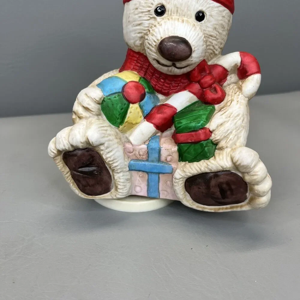 Vintage Christmas Musical Windup Turning Ceramic Polar Bear Music Box Toyland